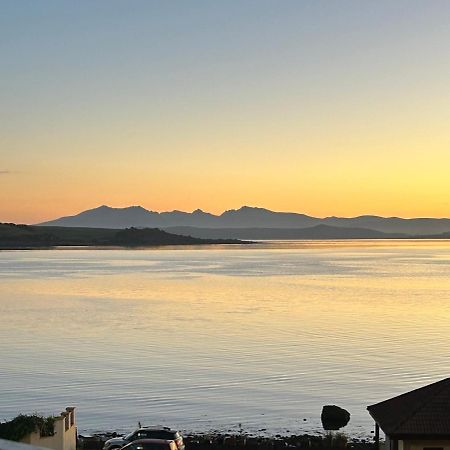 View Of The Isles Lägenhet Largs Exteriör bild